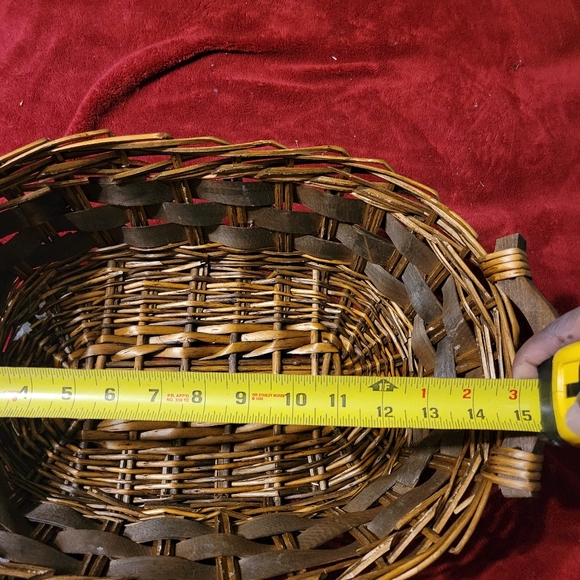 Brown Willow Tapered Oval Basket - Picture 6 of 8